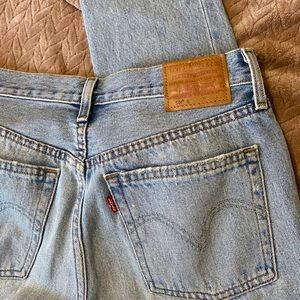 Levi’s 501 Light wash jeans